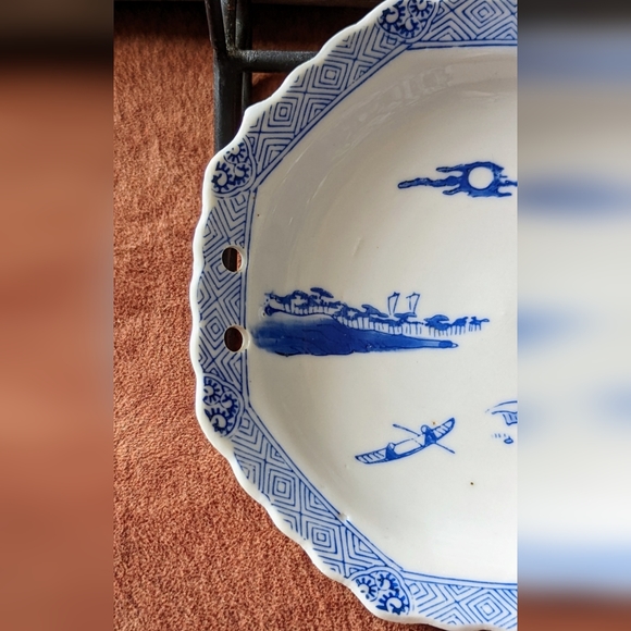 Asian Blue White Tree & Sun Vintage Collectible Plate - Picture 2 of 11